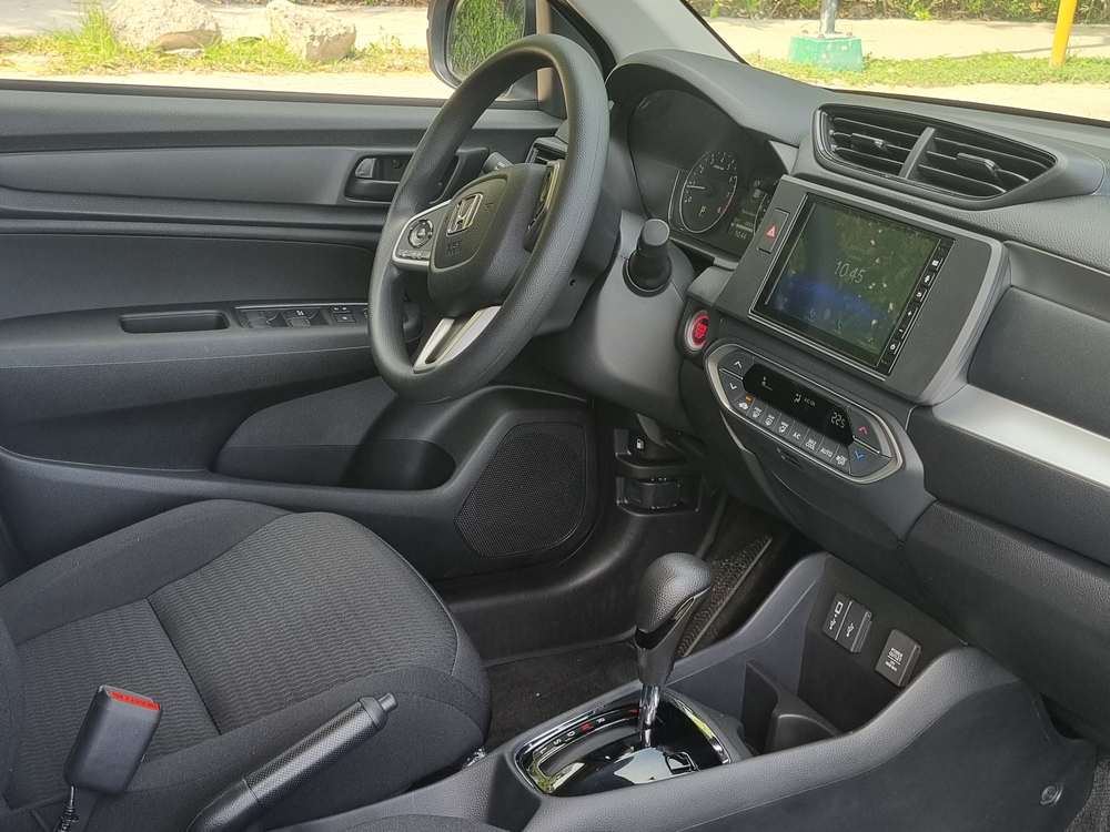 Honda BR-V interior