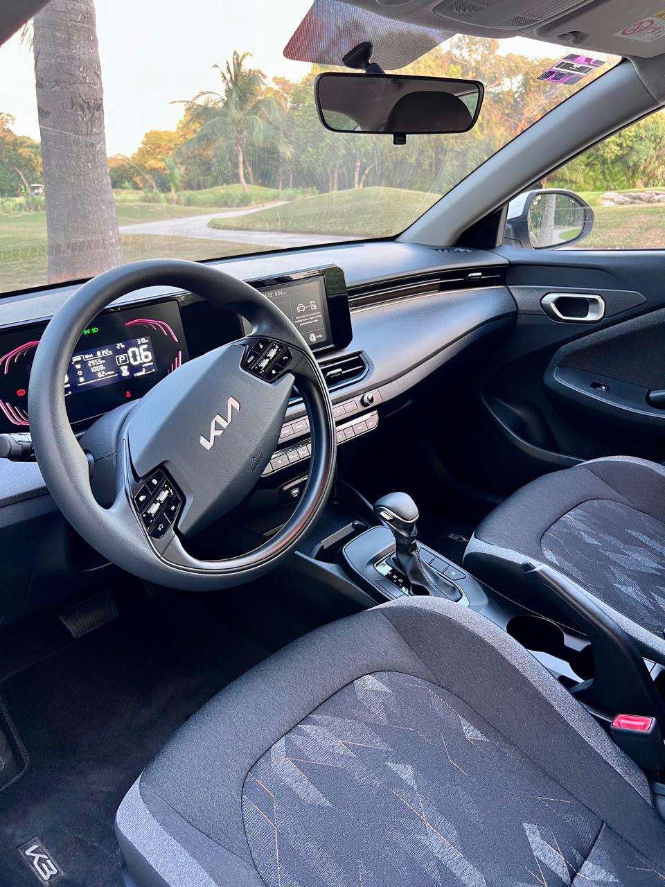 Kia K3, interior, driver's side