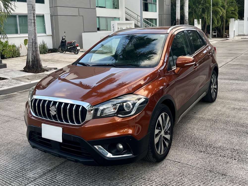 Suzuki S-Cross available for rent in Playa del Carmen