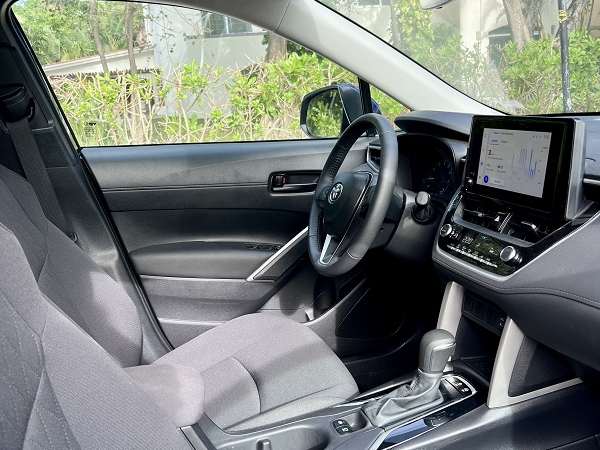 Toyota Corolla Cross interior